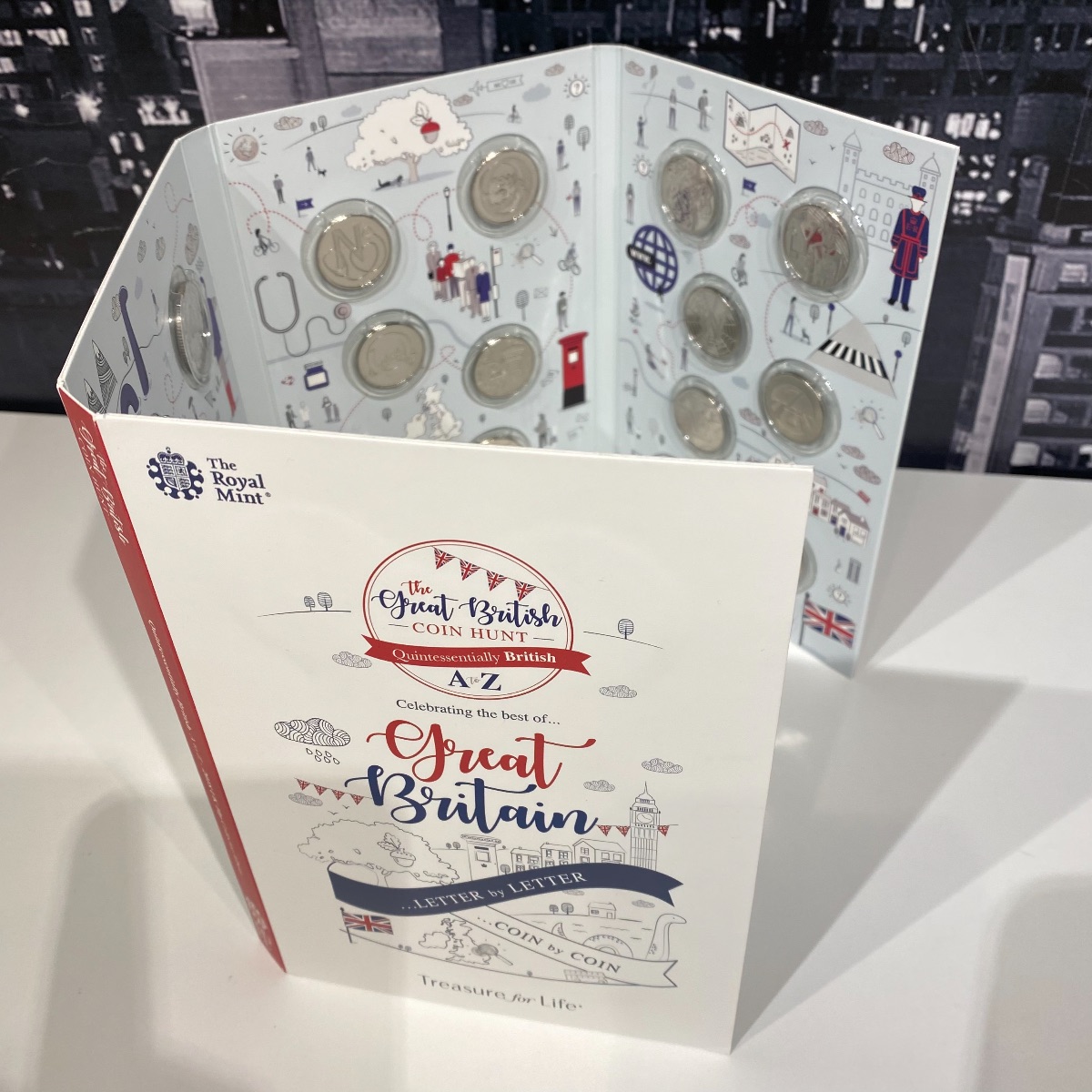 2018 10p Full Set 26 Coins + Collector Album included Uncirculated Coin 2018  (Brand New)