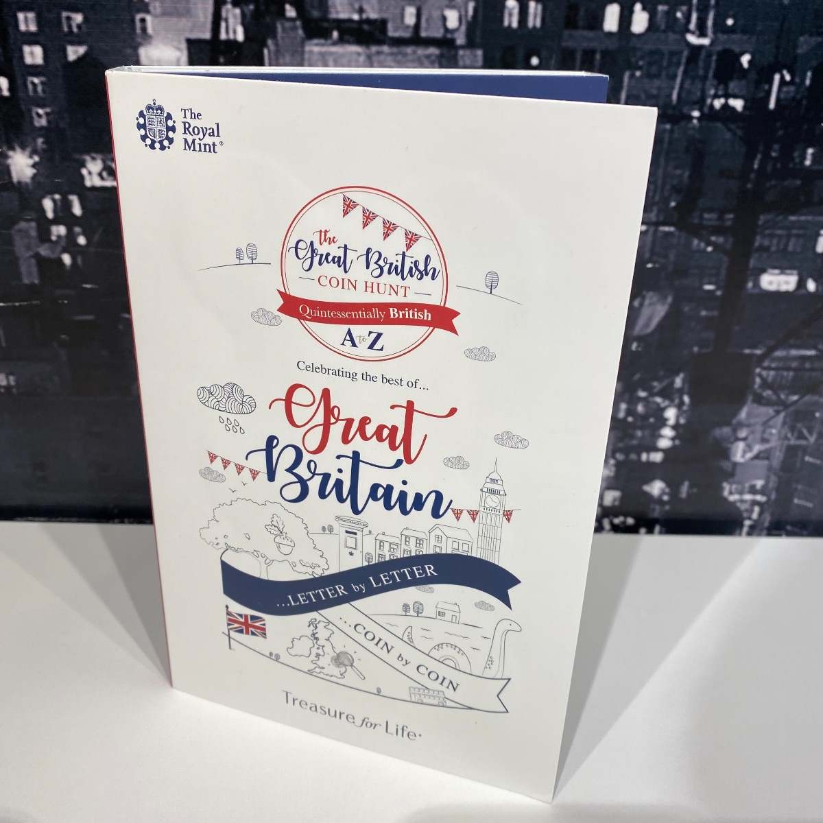 2018 10p Full Set 26 Coins + Collector Album included Uncirculated Coin 2018  (Brand New)