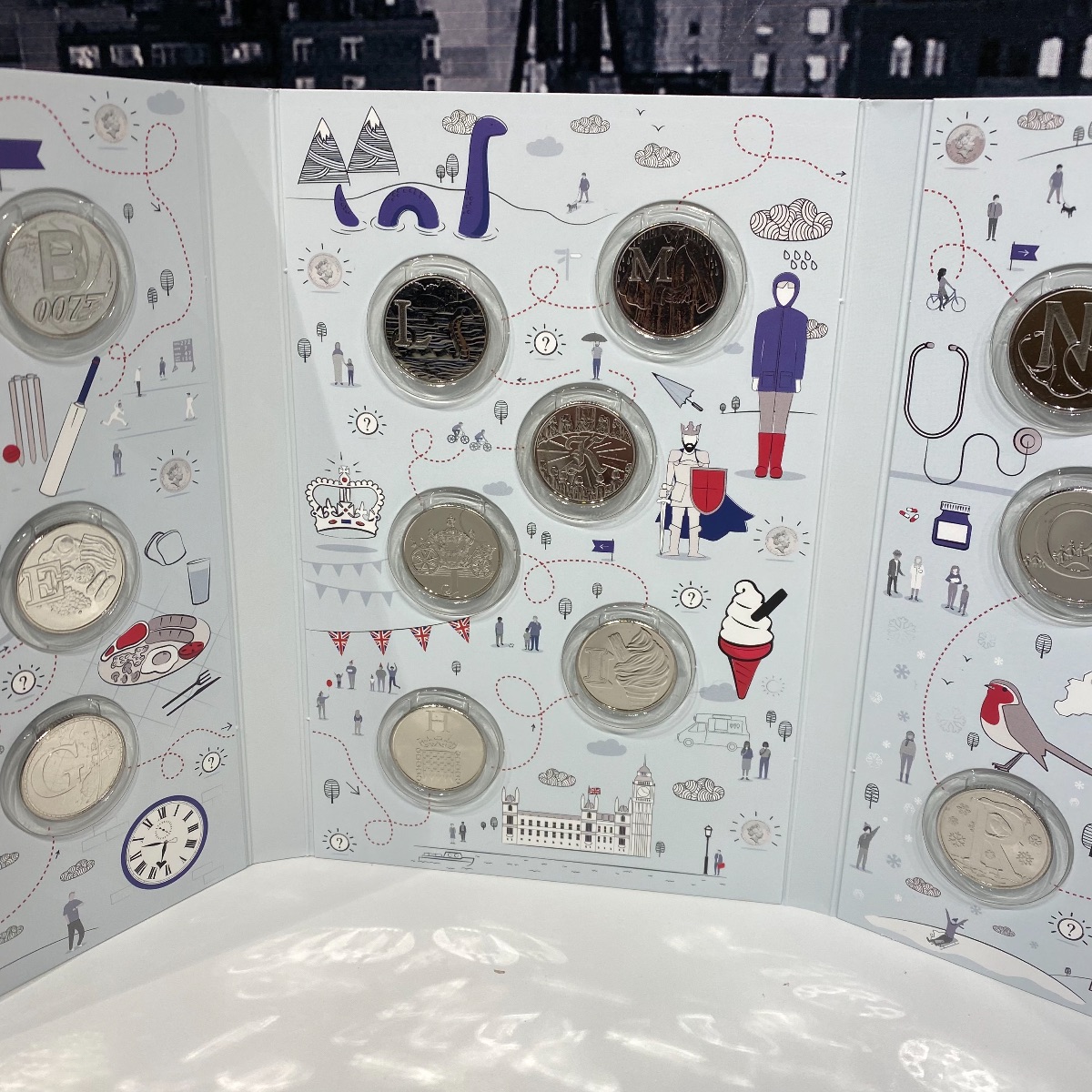 2018 10p Full Set 26 Coins + Collector Album included Uncirculated Coin 2018  (Brand New)