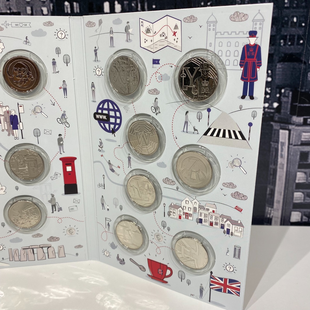 2018 10p Full Set 26 Coins + Collector Album included Uncirculated Coin 2018  (Brand New)