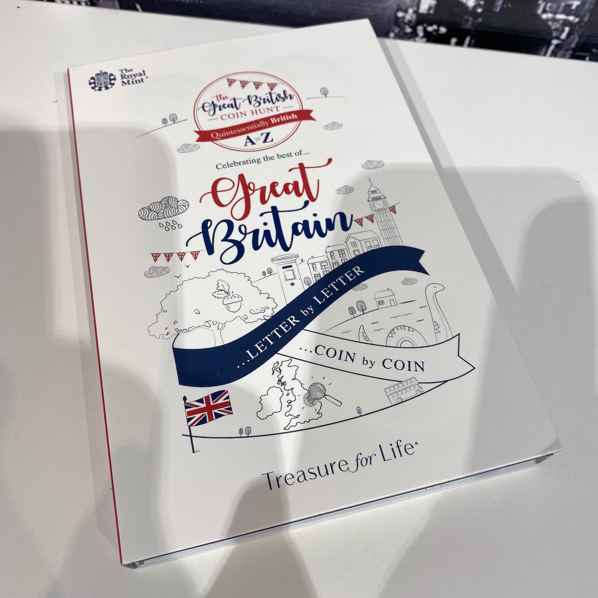 2018 10p Full Set 26 Coins + Collector Album included Uncirculated Coin 2018  (Brand New)