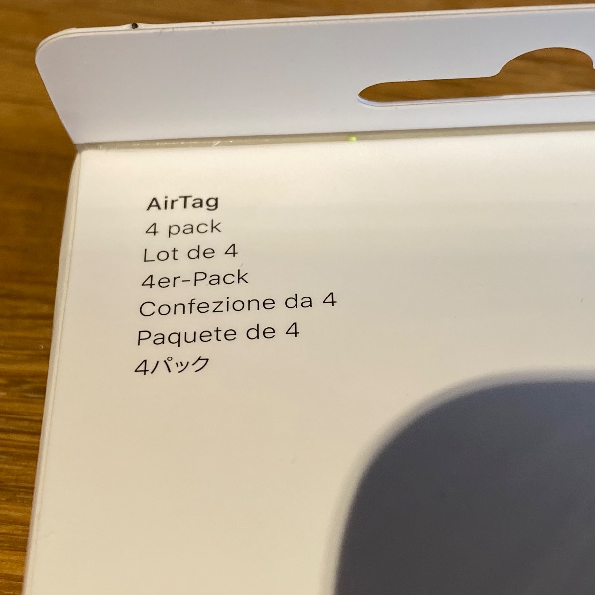 Apple AirTag Bluetooth Tracker Item and Key Finder (4 Pack) Original MX542ZMA 0190199320338 (Brand New)