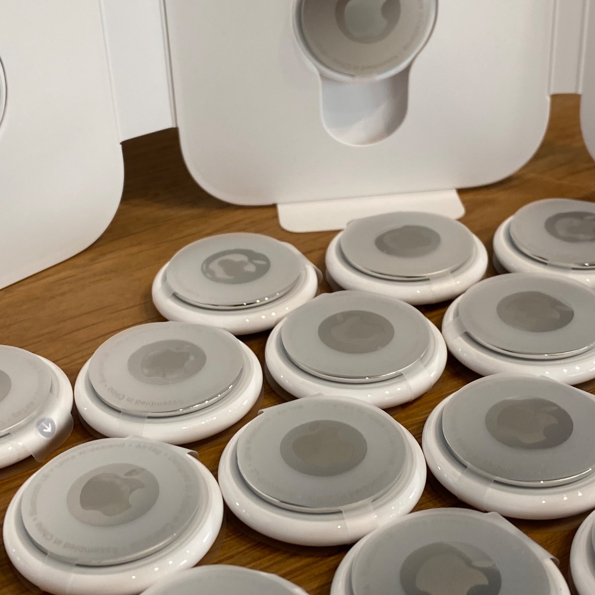 Apple AirTag Wireless Bluetooth Tracker 100% Original MX532ZMA 190199320246 (Brand New)