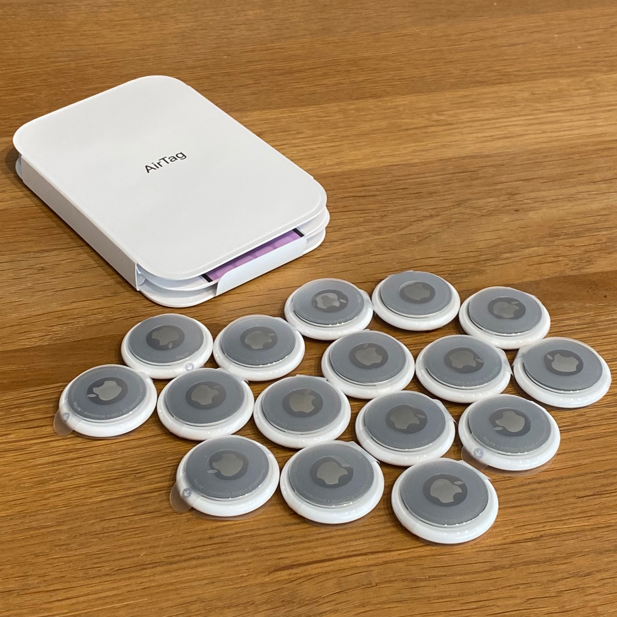 Apple AirTag Wireless Bluetooth Tracker 100% Original MX532ZMA 190199320246 (Brand New)