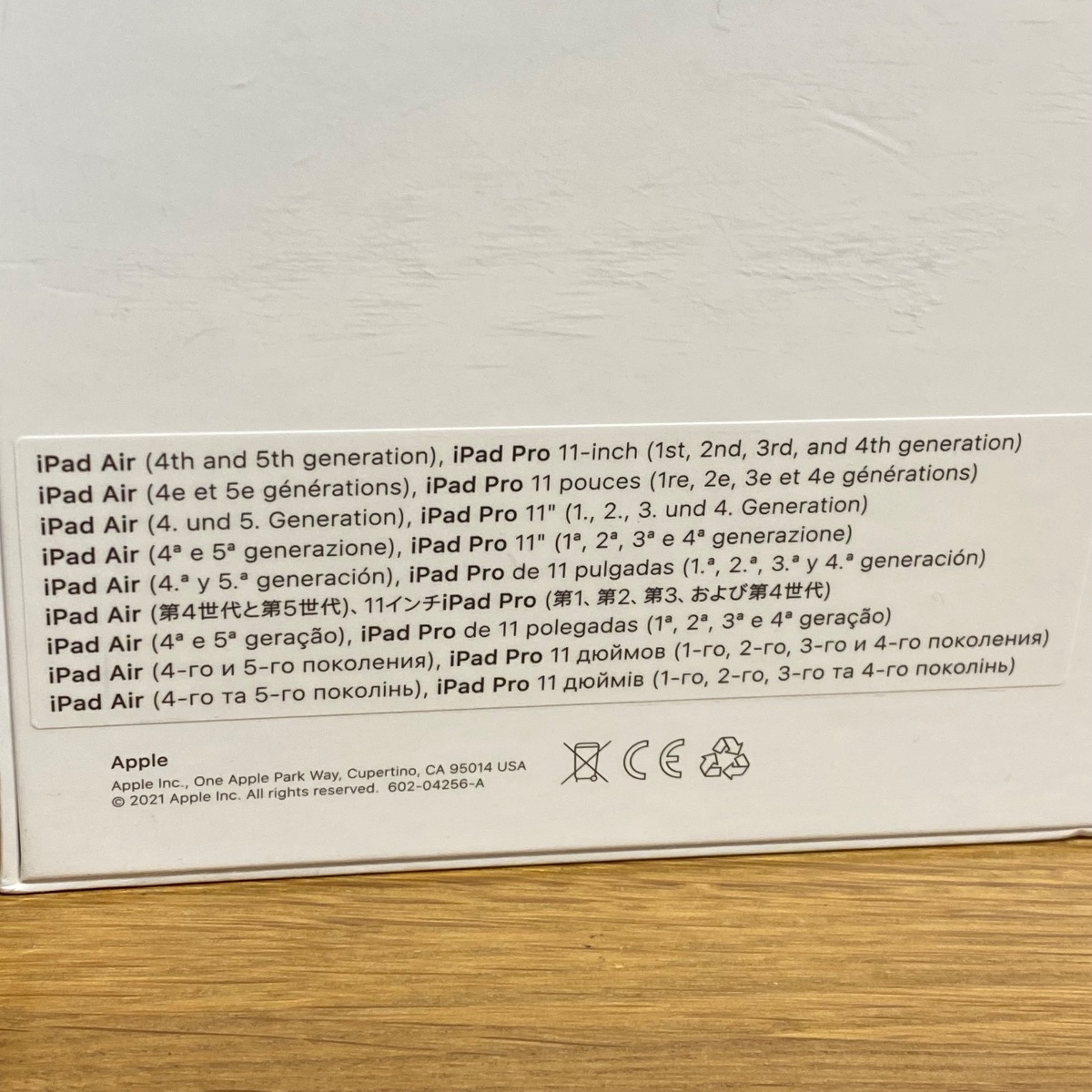 Apple iPad Pro Magic Keyboard 11 inch British English White 100% Original Sealed MJQJ3B/A 194252438725 (Brand New)