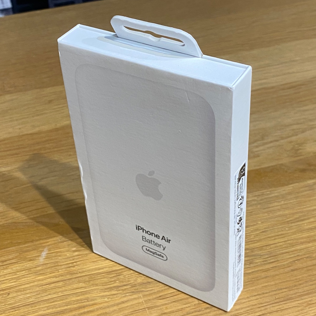 Apple iPhone Air MagSafe Battery Pack Wireless Charging White Original MGPG4ZM/A 195950669787