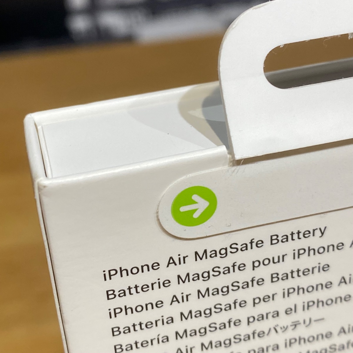 Apple iPhone Air MagSafe Battery Pack Wireless Charging White Original MGPG4ZM/A 195950669787