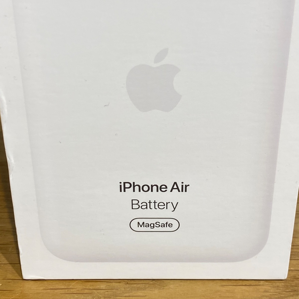 Apple iPhone Air MagSafe Battery Pack Wireless Charging White Original MGPG4ZM/A 195950669787