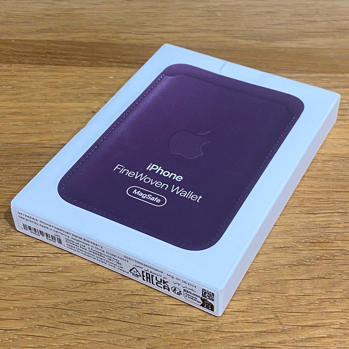 Apple iPhone FineWoven Wallet MagSafe Blackberry 16 15 14 13 12 Pro Max Plus MA7A4ZM/A 195949826061