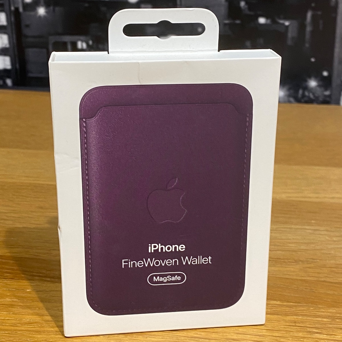 Apple iPhone FineWoven Wallet MagSafe Blackberry 16 15 14 13 12 Pro Max Plus MA7A4ZM/A 195949826061