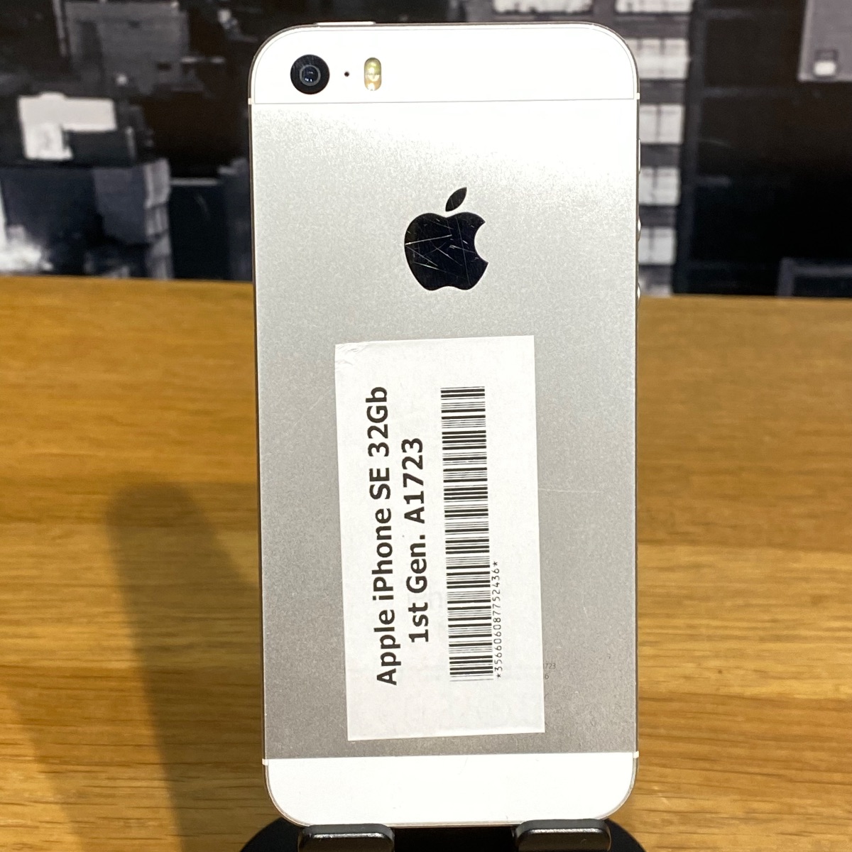 Apple iPhone SE 32GB 1st Gen Smartphone White A1723 Unlocked 100% Original MP832DN/A