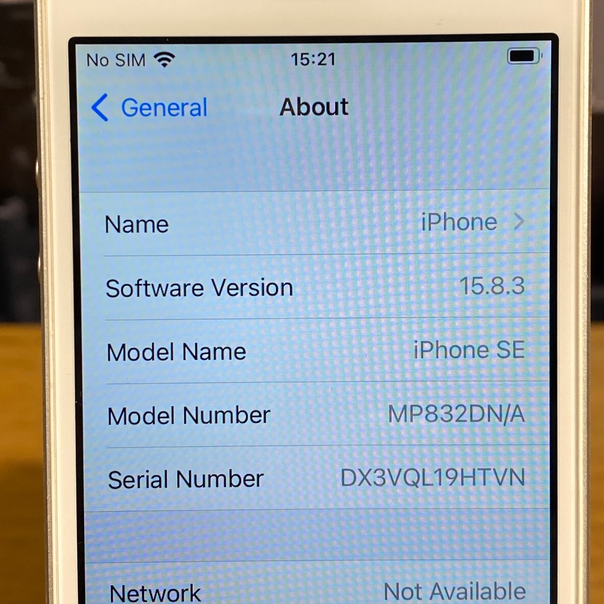 Apple iPhone SE 32GB 1st Gen Smartphone White A1723 Unlocked 100% Original MP832DN/A