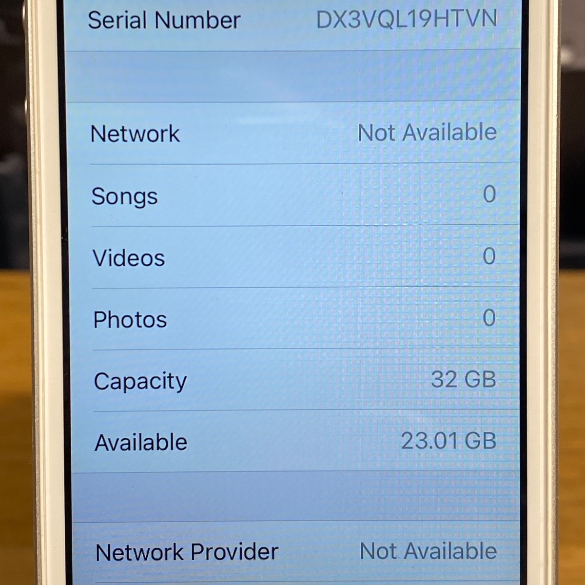 Apple iPhone SE 32GB 1st Gen Smartphone White A1723 Unlocked 100% Original MP832DN/A