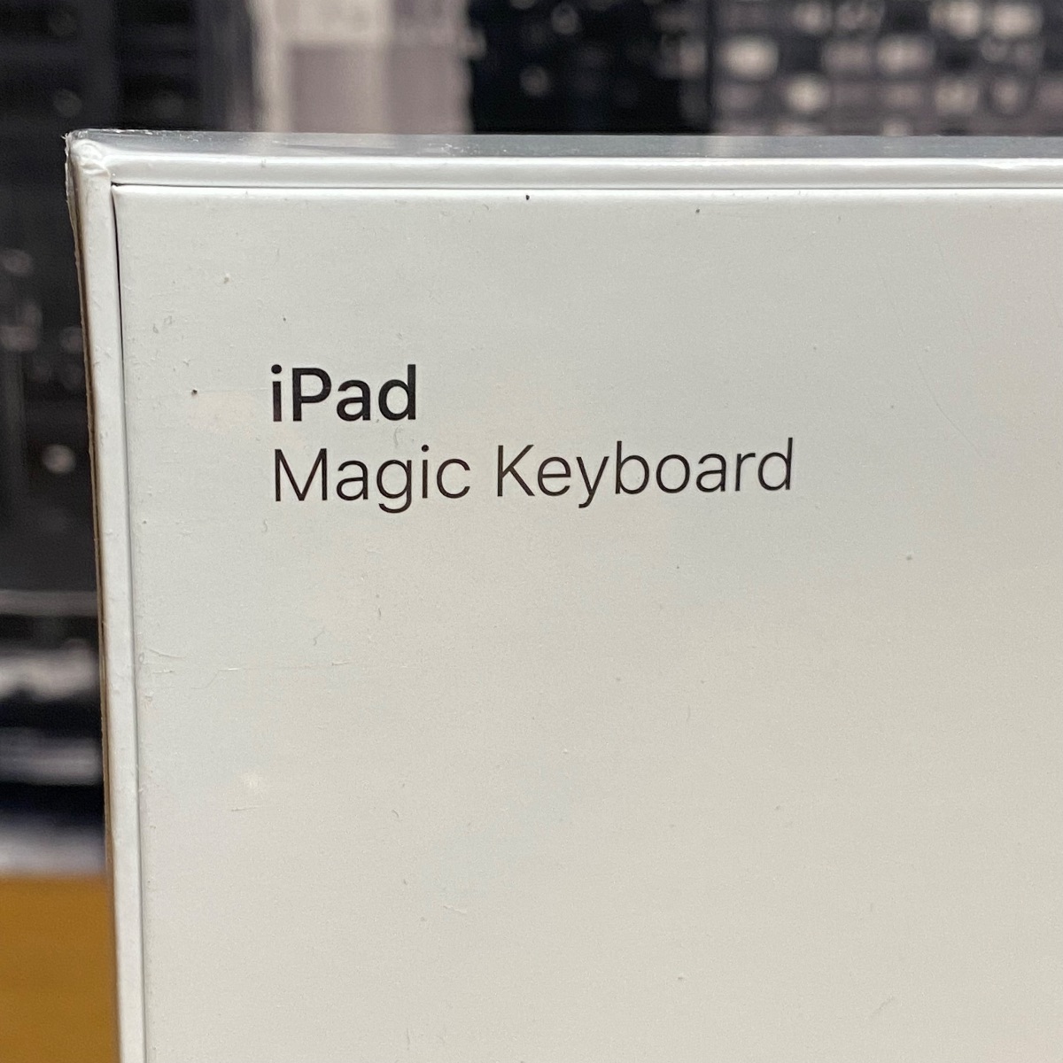 Apple Magic Keyboard iPad Pro 11 inch 4th Gen - International English Sealed MJQJ3ZA 0194252439272 (Brand New)