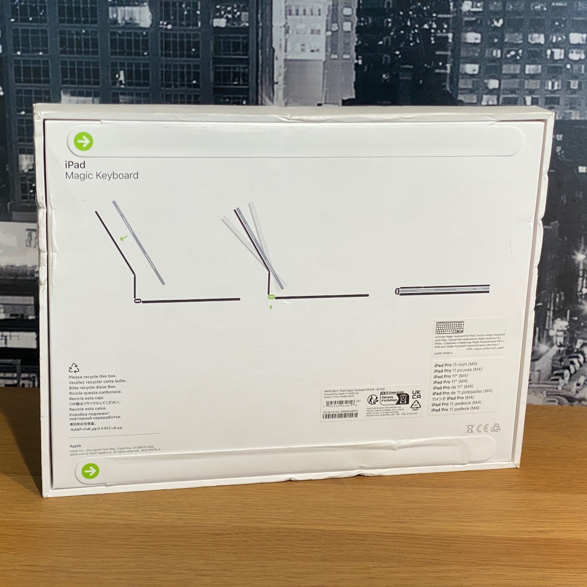 Apple Magic Keyboard iPad Pro 11" M4 British English Black Sealed 100% Original MWR23B/A 195949482816 (Brand New)