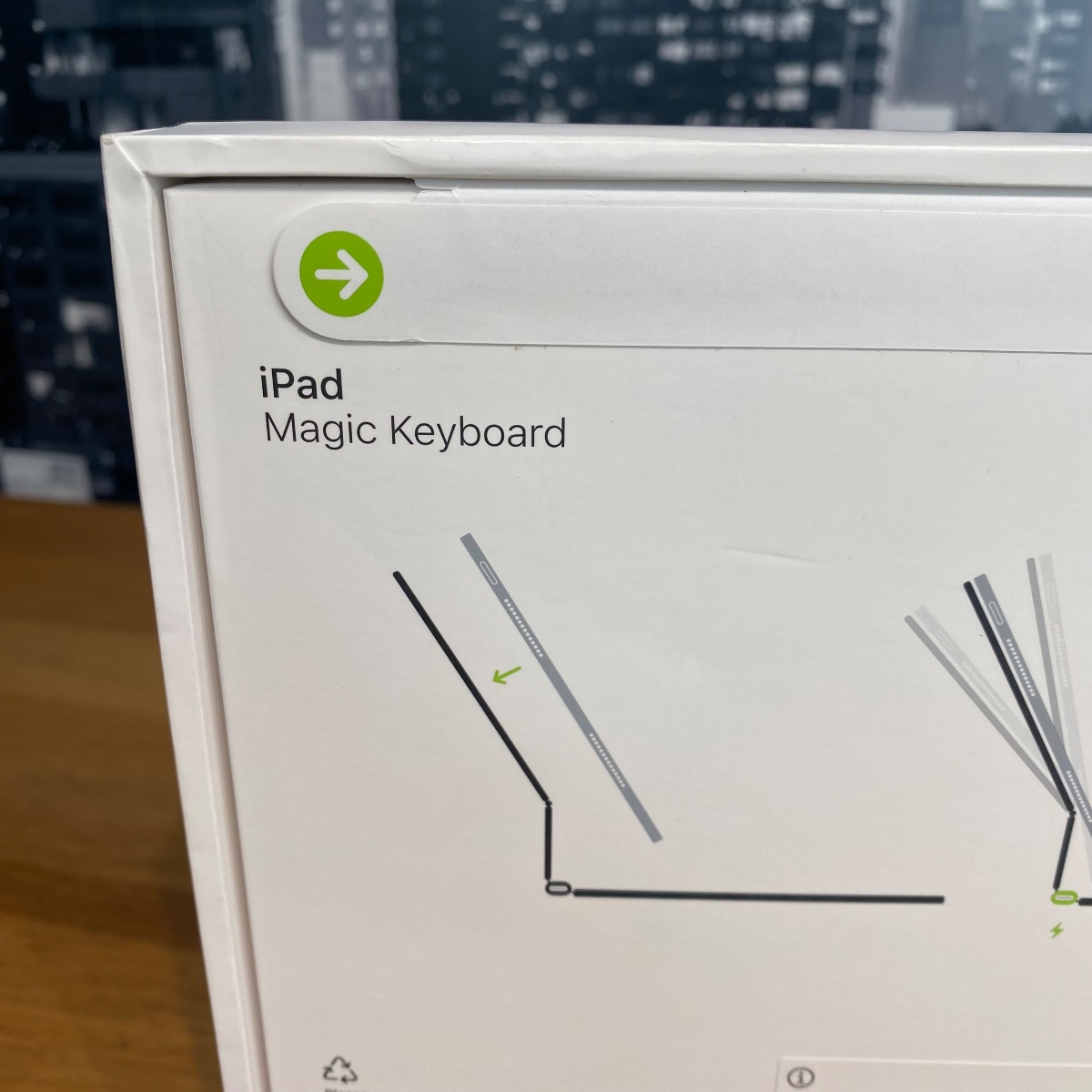 Apple Magic Keyboard iPad Pro 11" M4 British English White Sealed 100% Original MWR03BA 195949482199 (Brand New)