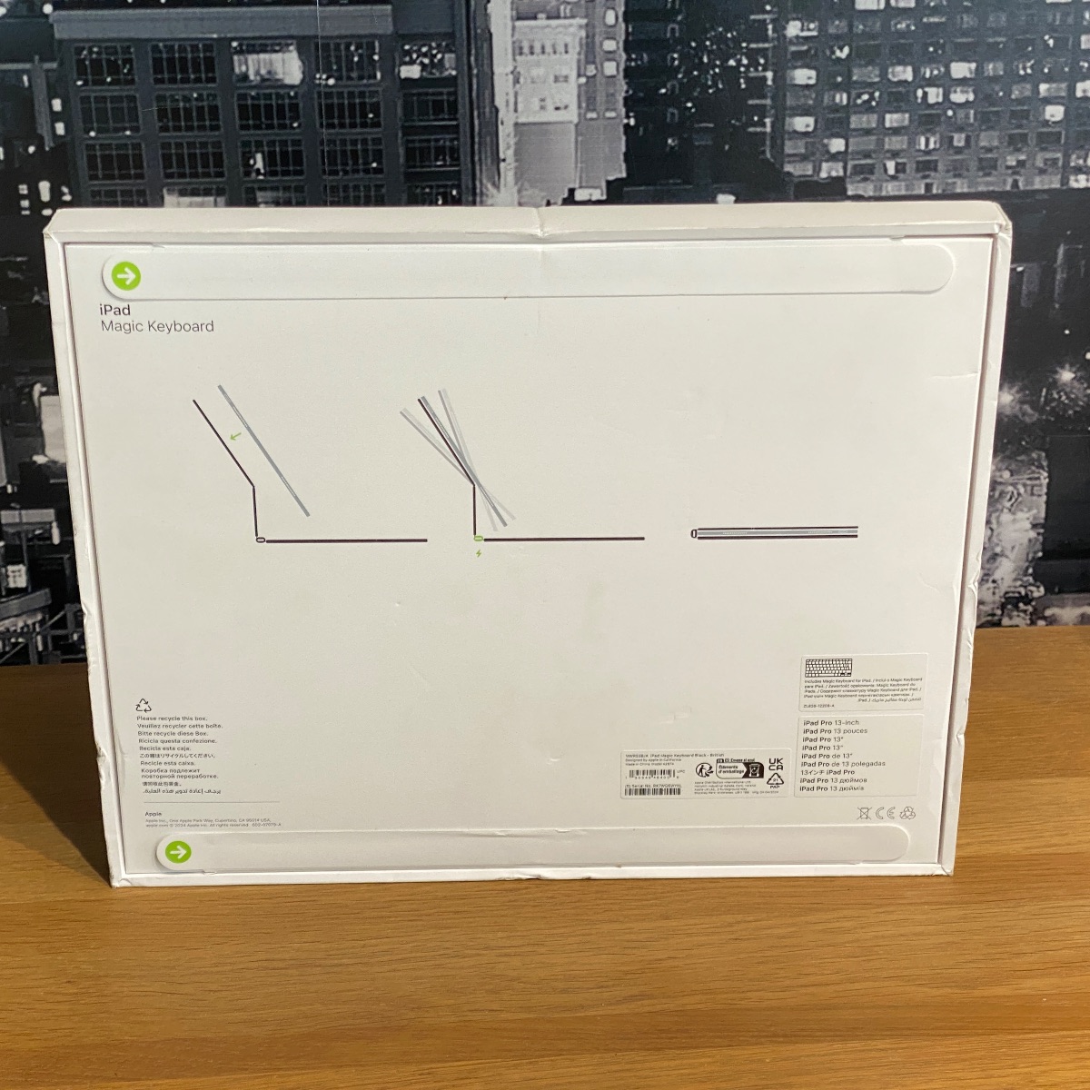 Apple Magic Keyboard iPad Pro 13" M4 British English Black Sealed 100% Original MWR53B/A 195949484056 (Brand New) Apple Magic Keyboard iPad Pro 13" M4 British English Black Sealed 100% Original MWR53B/A 195949484056 (Brand New)