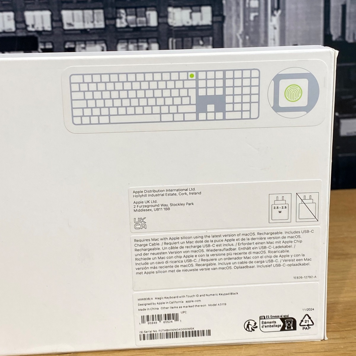 Apple Magic Keyboard Touch ID with Numeric Keypad USB-C UK British