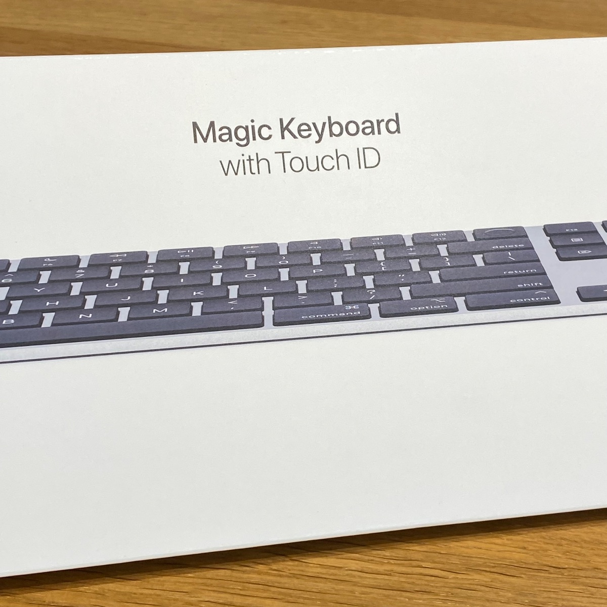 Apple Magic Keyboard Touch ID with Numeric Keypad USB-C UK British