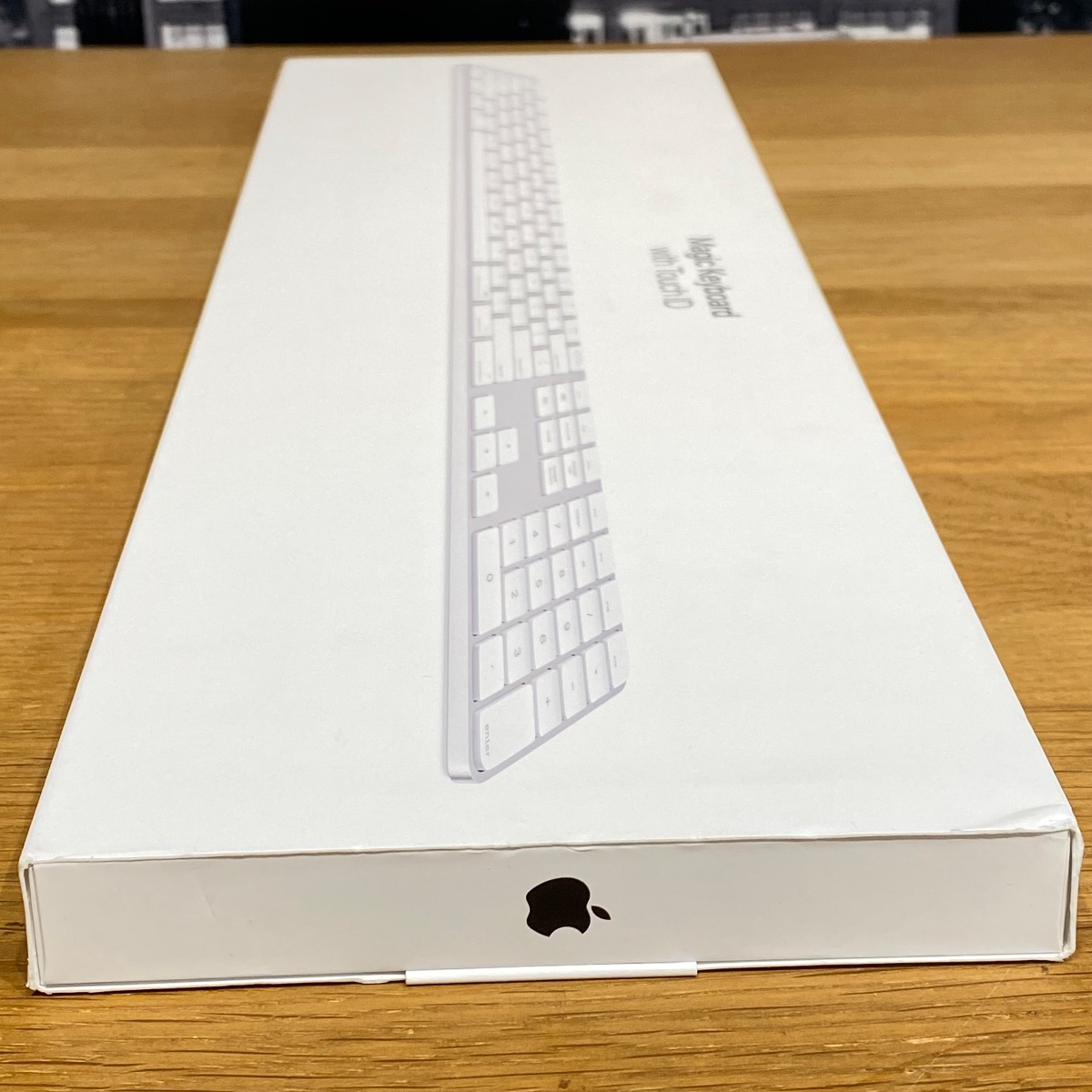Magic Keyboard with Touch ID ホワイト Apple Magic Keyboard Touch ID Numeric Keypad (USB-C) British