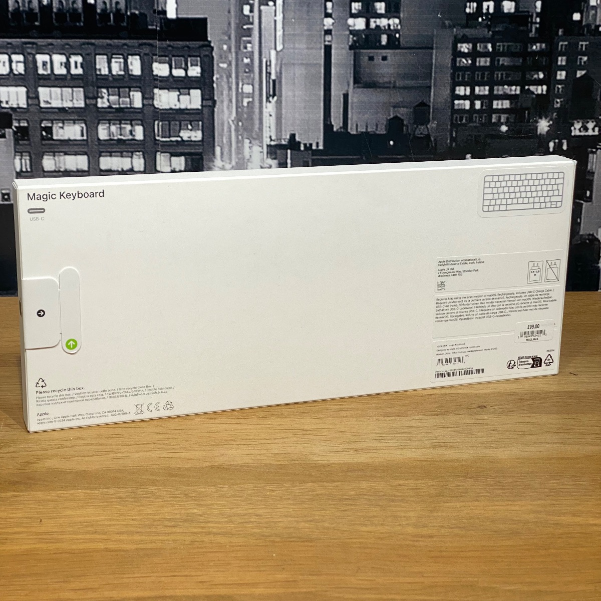 Apple Magic Keyboard Wireless Bluetooth UK British English USB–C