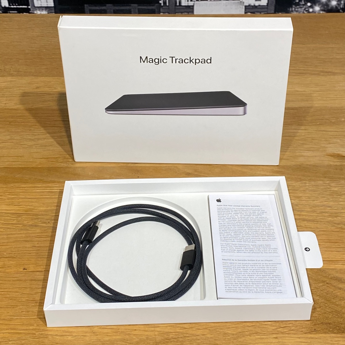 Apple Magic Trackpad(タイプC) New 2024 Apple - Magic Trackpad - Multi-Touch Surface (USB-C