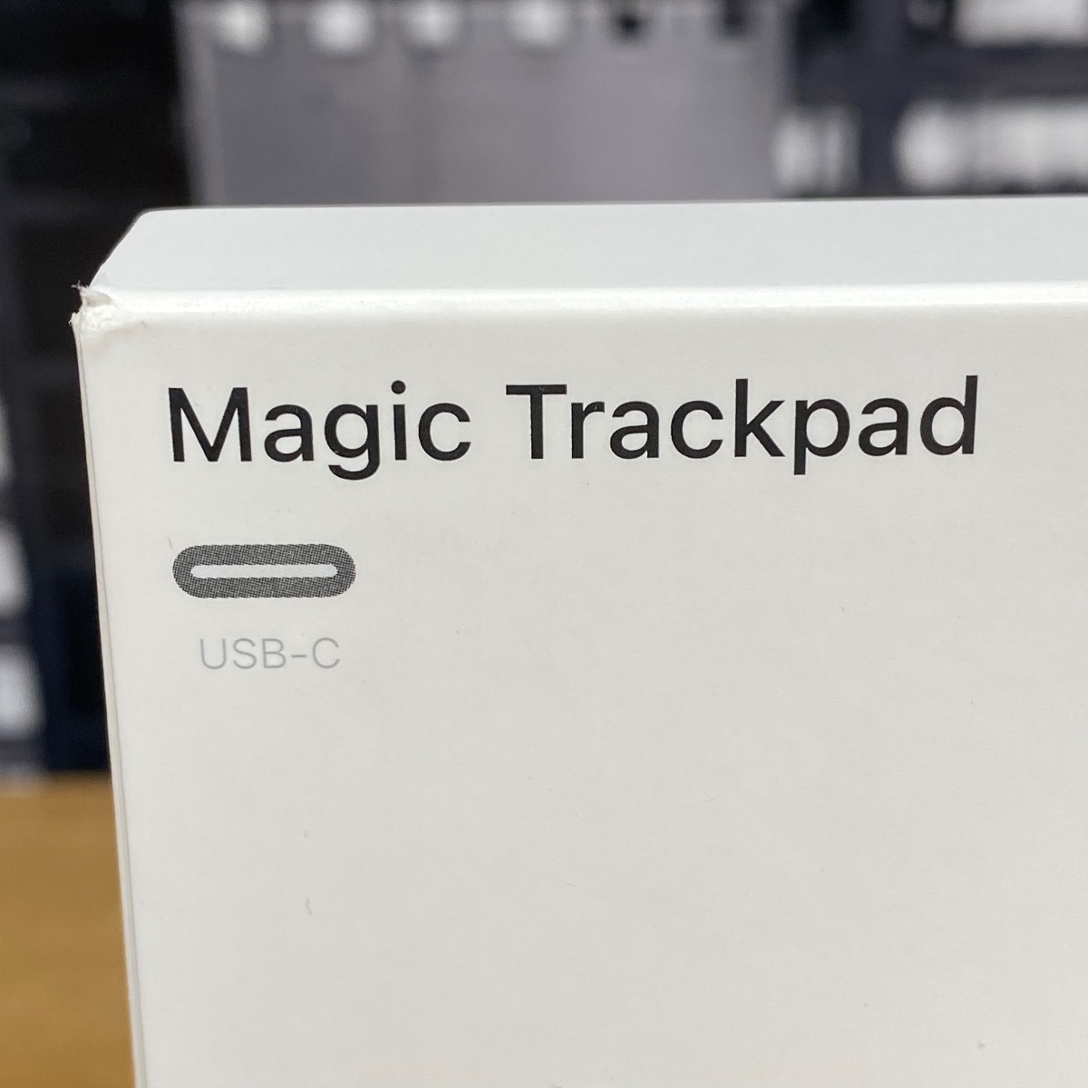【新品・未開封】 Magic Trackpad USB-C - White Gładzik Magic Trackpad (USB‑C) – obszar Multi-Touch w bieli