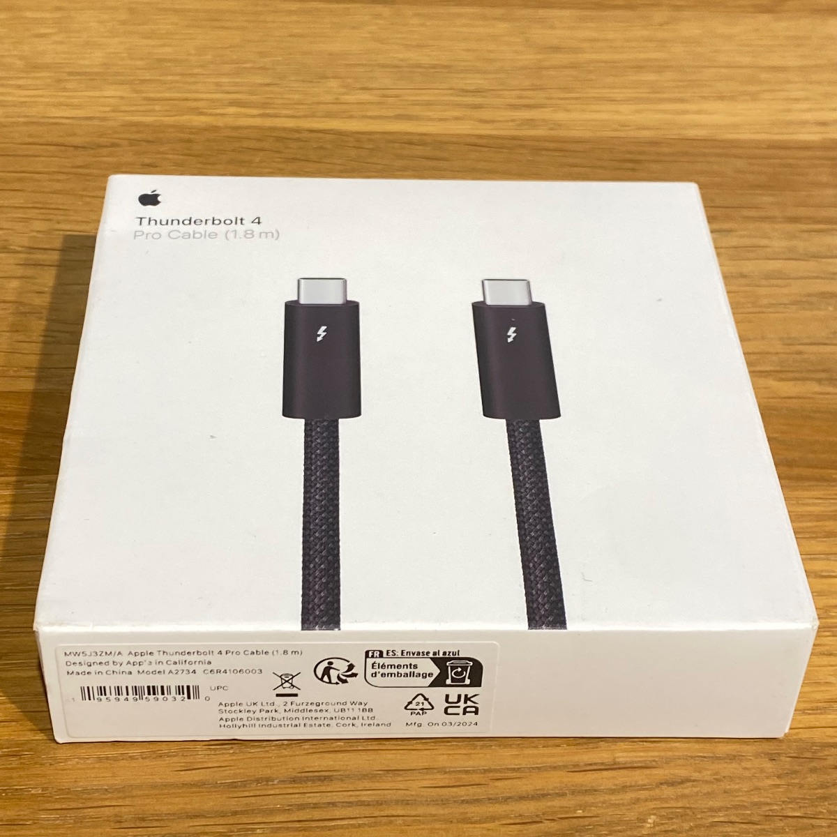 Apple Thunderbolt 4 Pro 1 8m Cable USB-C iPad MacBook iMac Original Sealed MW5J3ZMA 195949590320
