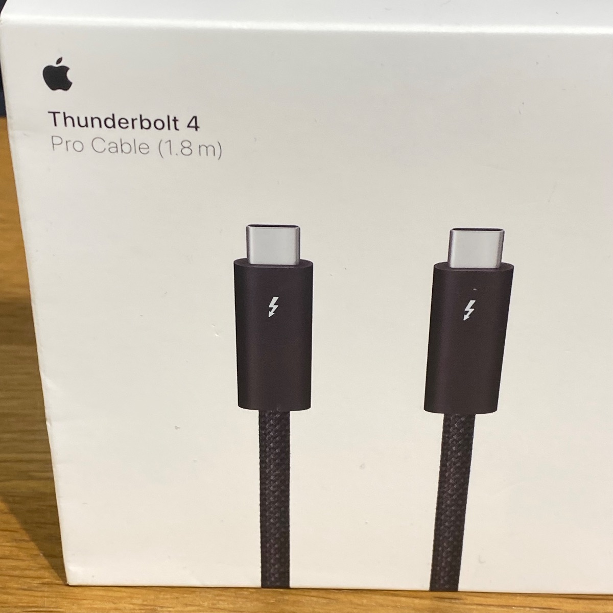 Apple Thunderbolt 4 Pro 1 8m Cable USB-C iPad MacBook iMac Original Sealed MW5J3ZMA 195949590320
