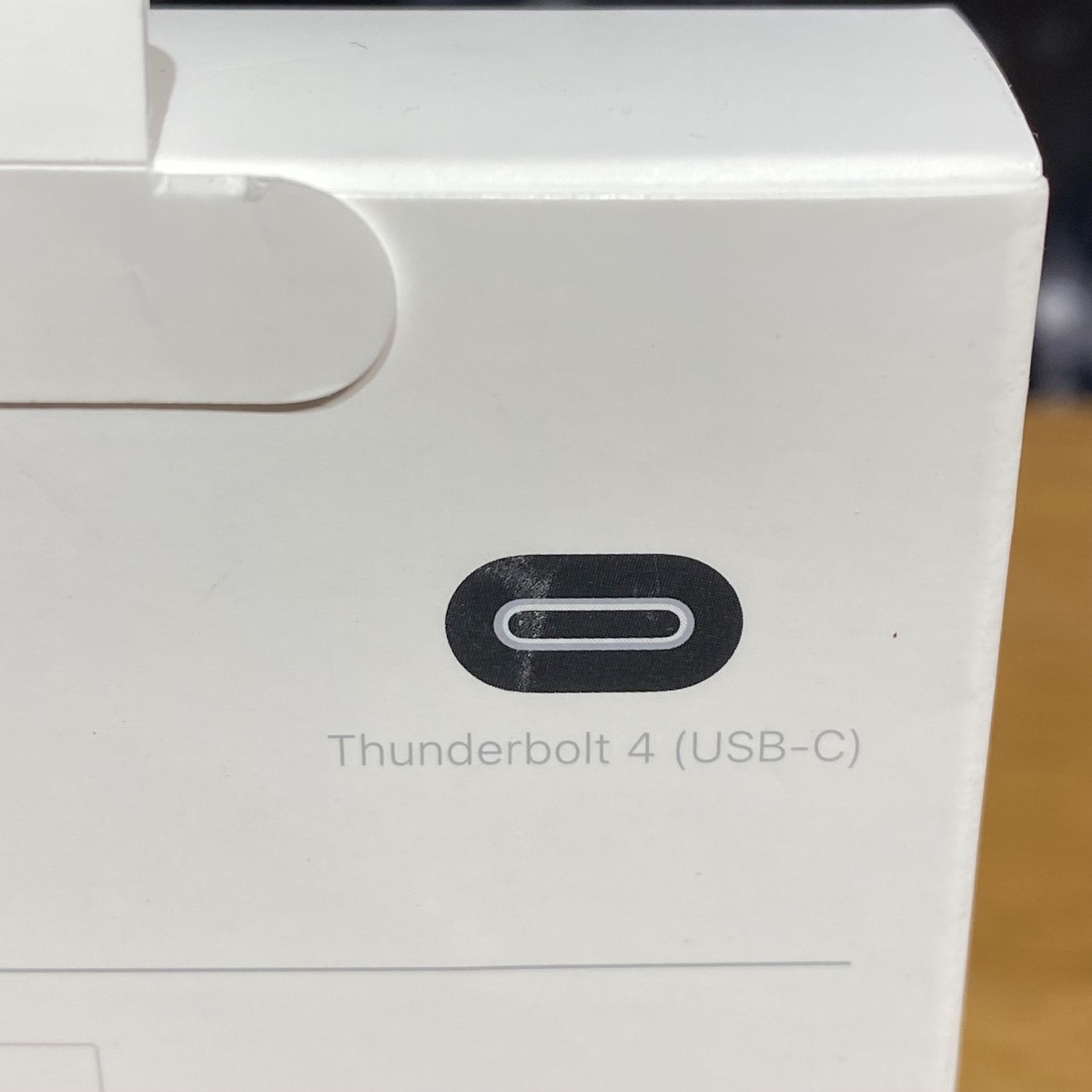 Apple Thunderbolt 4 Pro 1 8m Cable USB-C iPad MacBook iMac Original Sealed MW5J3ZMA 195949590320