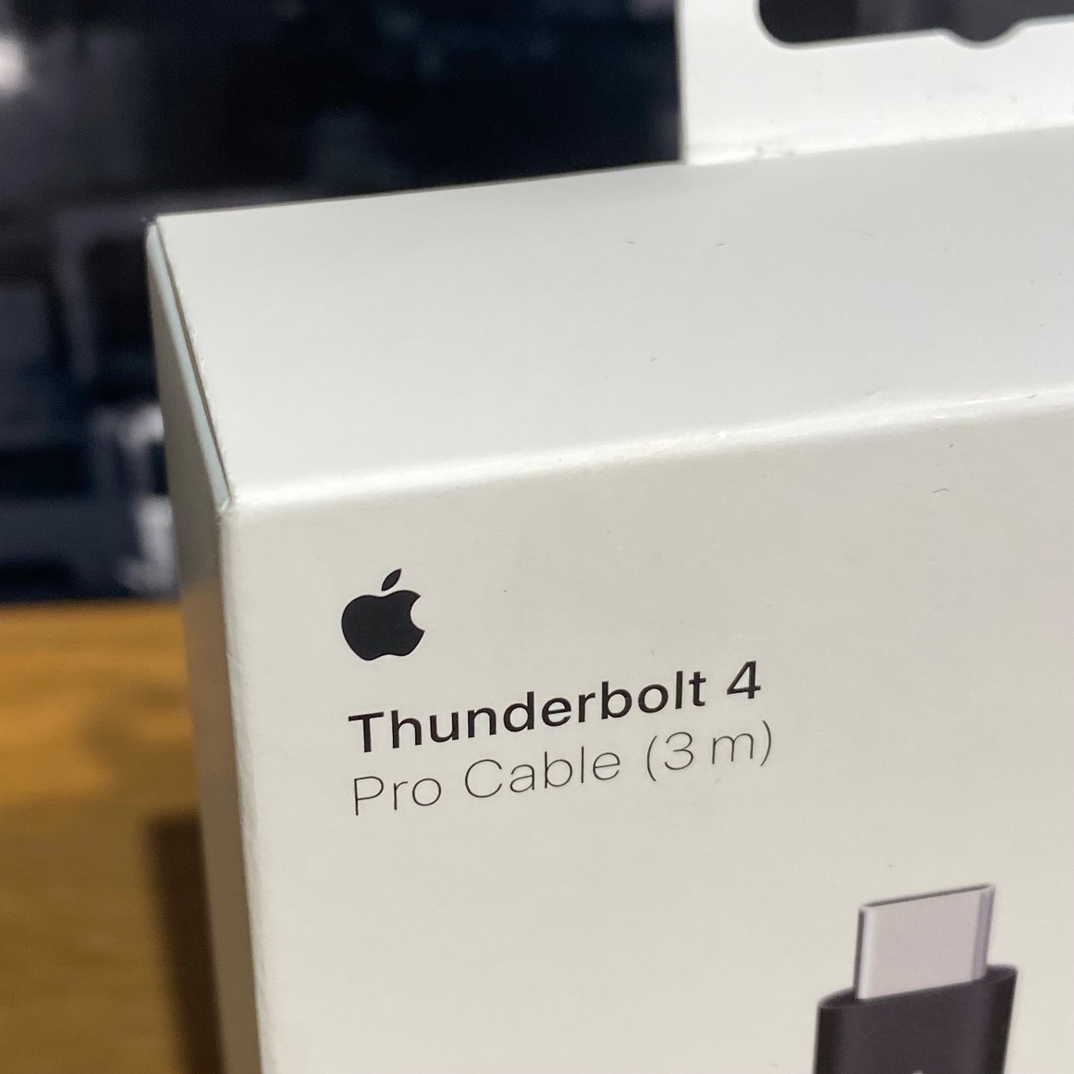 [新品未開封]Apple Thunderbolt 4 Pro Cable 3m Amazon.co.jp: Thunderbolt 4(USB-C)Proケーブル(3 m