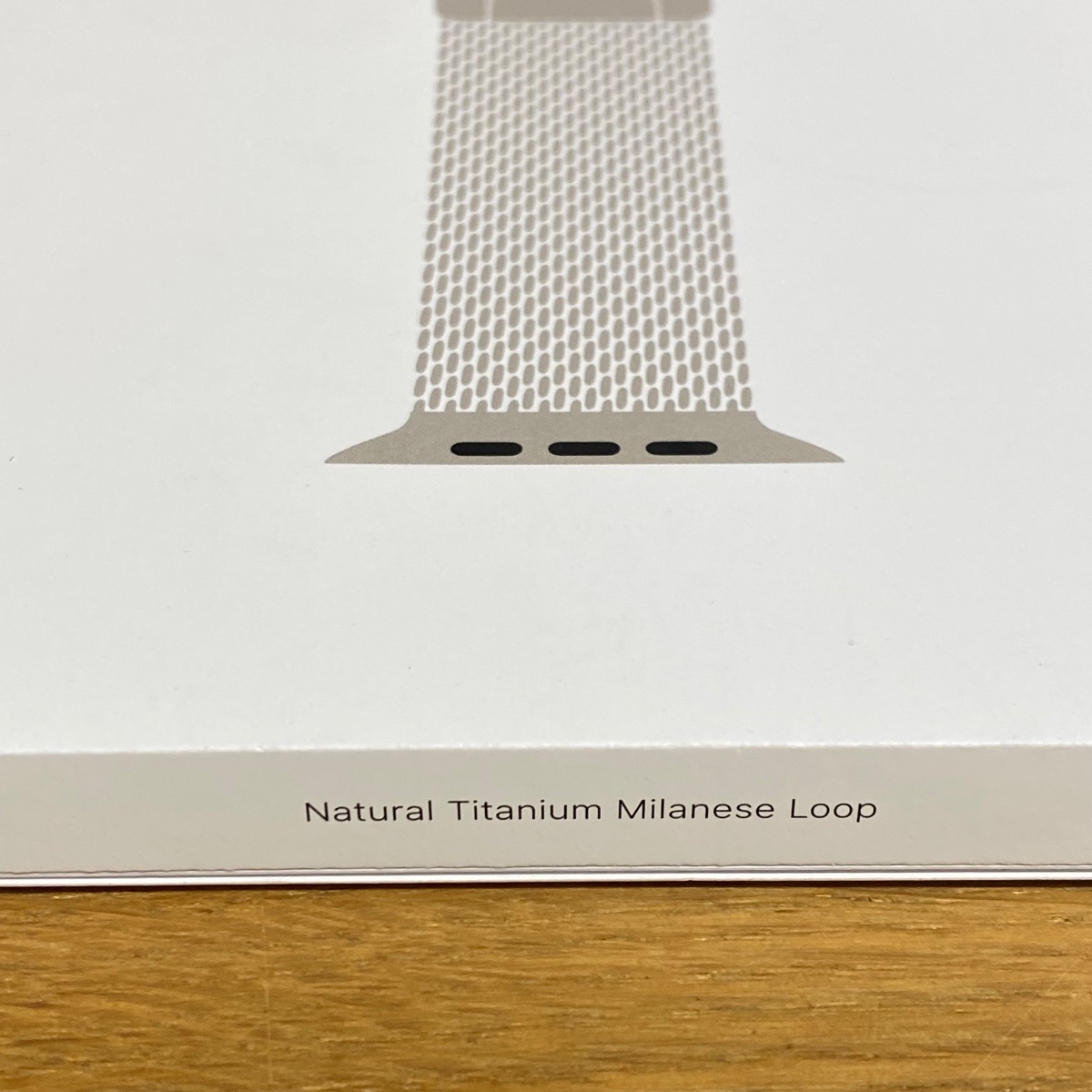 Apple Watch Natural Titanium Milanese Loop Band Strap 49mm M Medium Original MXKD3ZM/A 195949656194