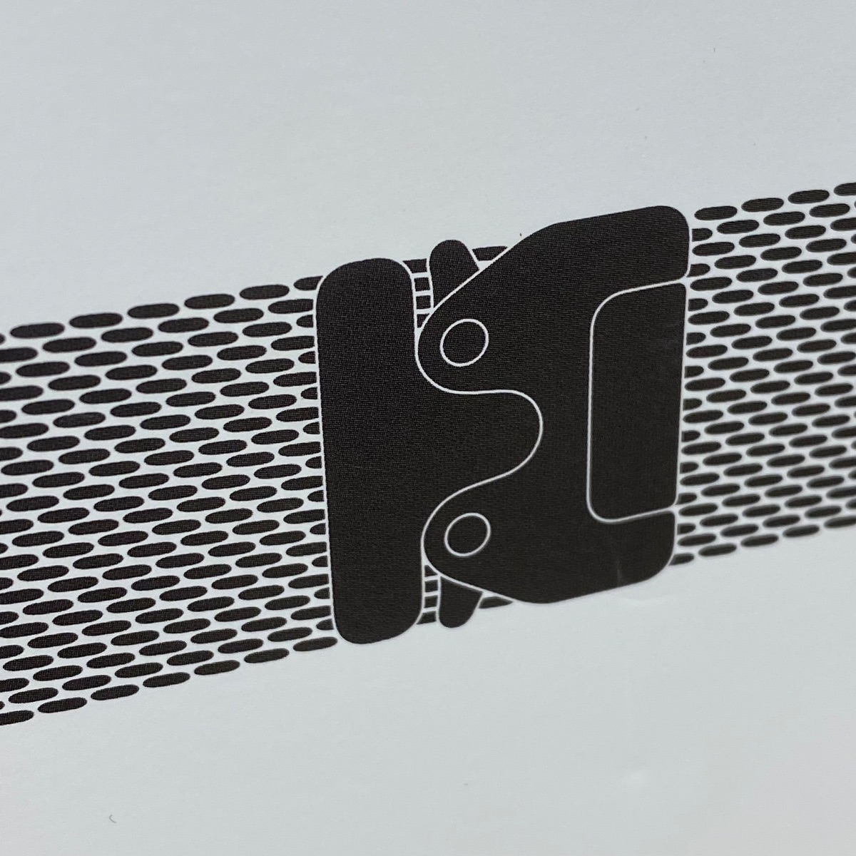 Apple Watch Strap 49mm Black Titanium Milanese Loop L Large Original MGHU4ZM/A 195950659535