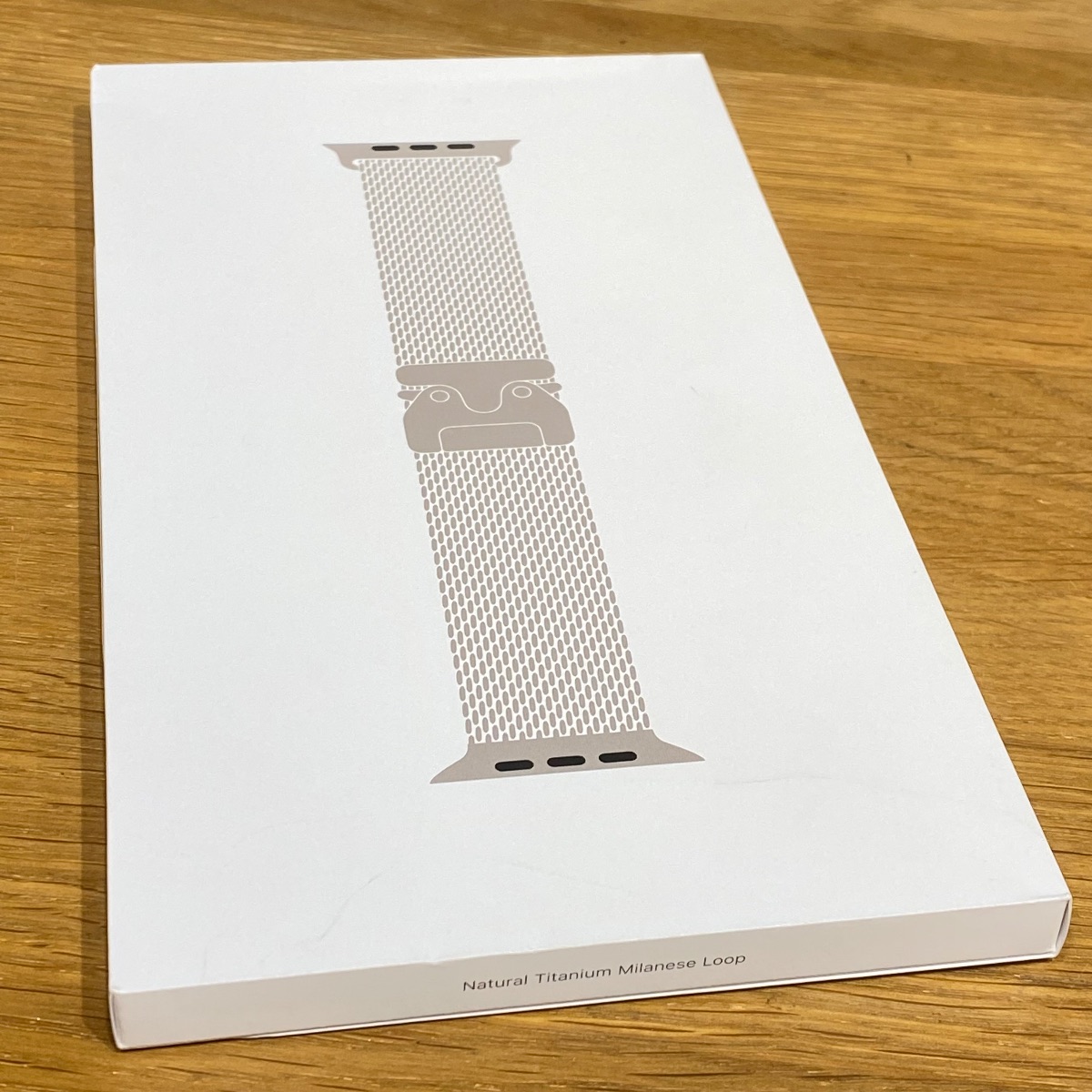 Apple Watch Ultra Strap 49mm Natural Titanium Milanese Loop M Medium Original mghp4zm/a 195950659412 Apple Watch Ultra Strap 49mm Natural Titanium Milanese Loop M Medium Original mghp4zm/a 195950659412