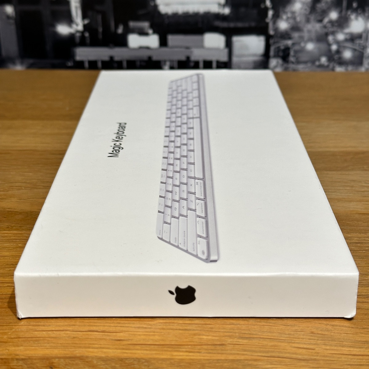 Apple Wireless Magic Keyboard UK British English QWERTY A1644 100% Original MK2A3BA 0194252543191 (Brand New) Apple Wireless Magic Keyboard UK British English QWERTY A1644 100% Original MK2A3BA 0194252543191 (Brand New)