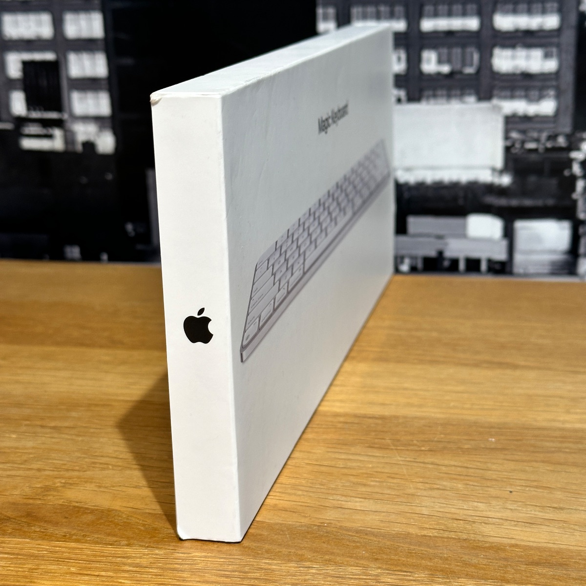 Apple Wireless Magic Keyboard UK British English QWERTY A1644 100% Original MK2A3BA 0194252543191 (Brand New) Apple Wireless Magic Keyboard UK British English QWERTY A1644 100% Original MK2A3BA 0194252543191 (Brand New)