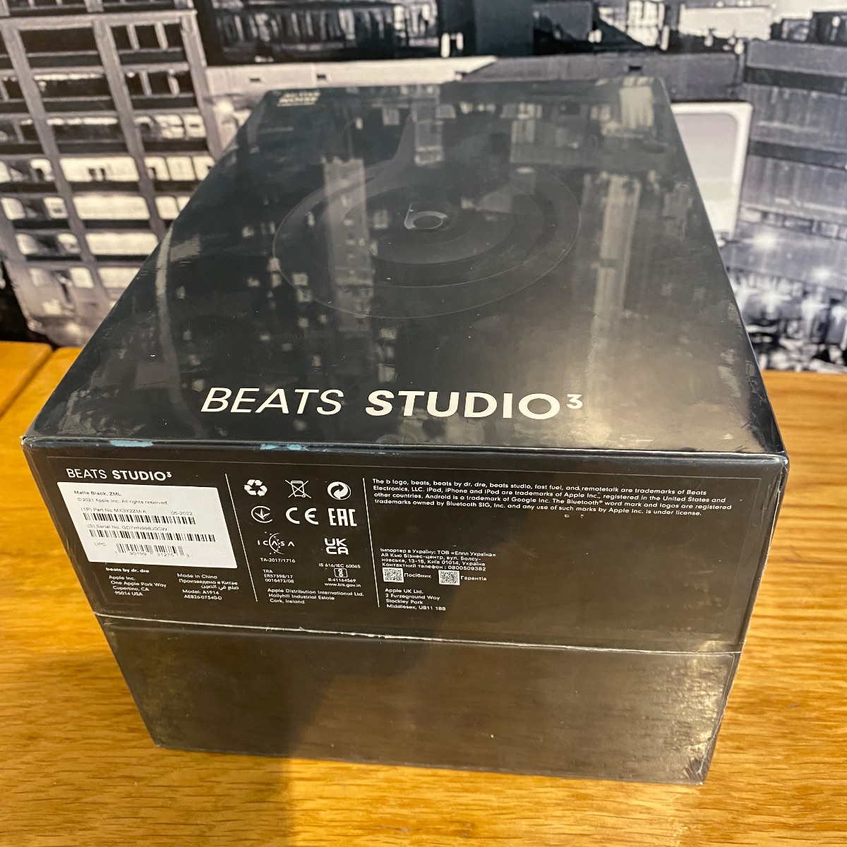 Beats Studio3 Noise Cancelling Over-Ear Headphones Matt Black Genuine Sealed MX3X2ZMA 0190199312753 (Brand New)