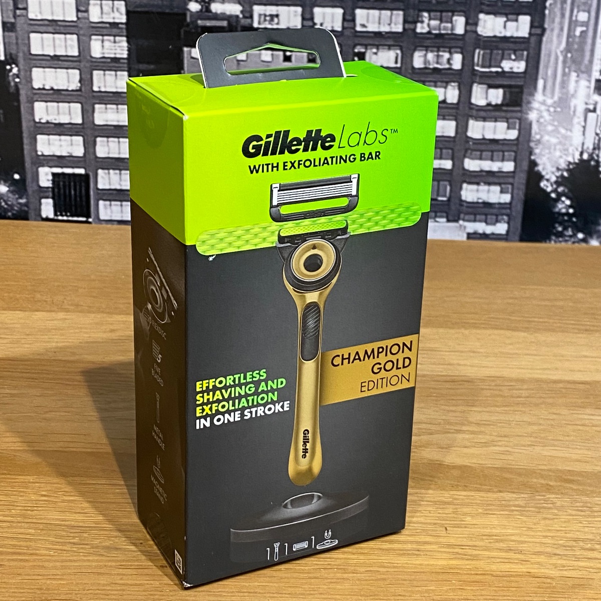 Gillette Labs Exfoliating Bar Razor Champion Gold Edition Magnetic Stand Exfoliating Bar 8700216150590