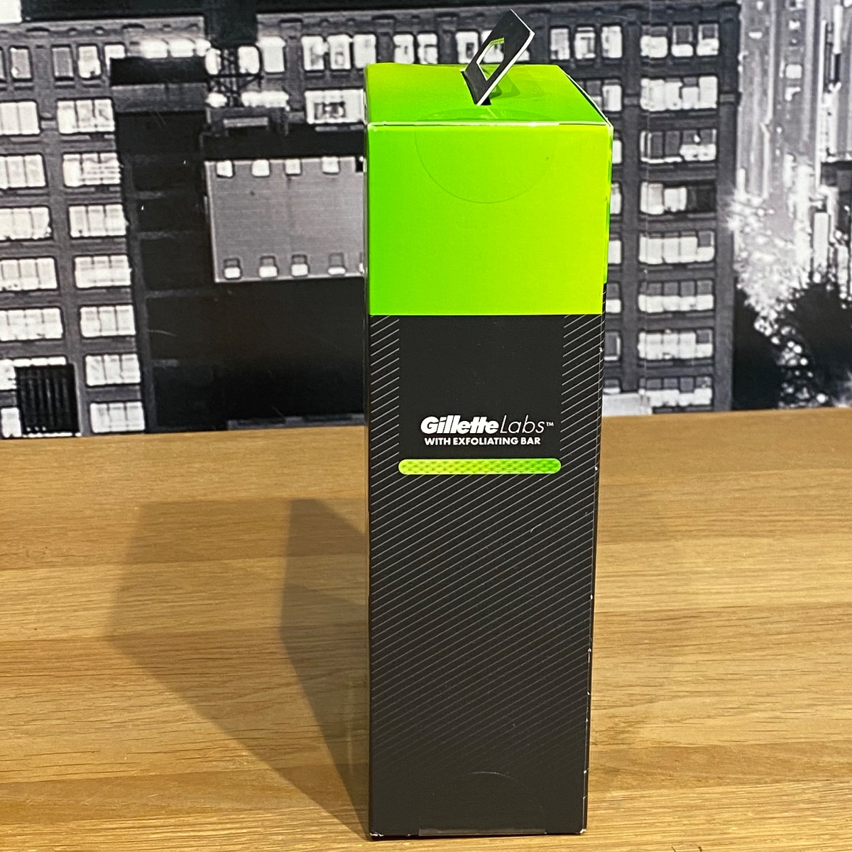 Gillette Labs Exfoliating Bar Razor Champion Gold Edition Magnetic Stand Exfoliating Bar 8700216150590