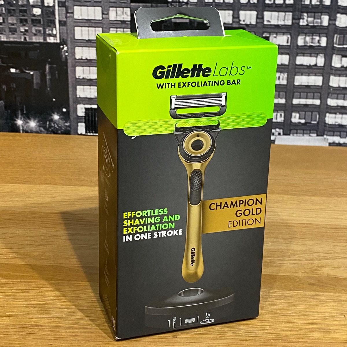 Gillette Labs Exfoliating Bar Razor Champion Gold Edition Magnetic Stand Exfoliating Bar 8700216150590
