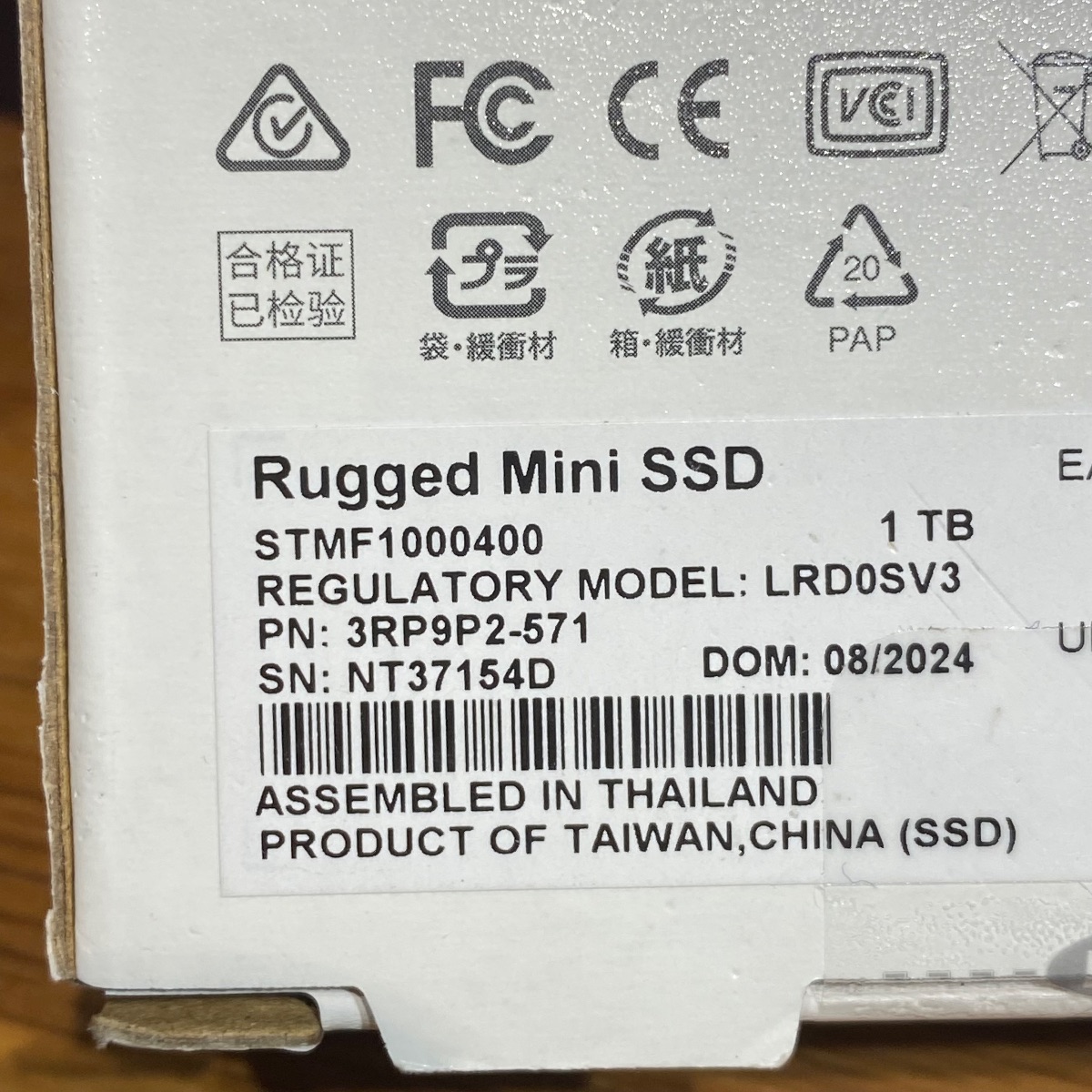 LaCie 1TB Rugged Mini SSD Apple Mac Windows PC USB-C External 100% Original HRQ82ZMA 763649180440 ()