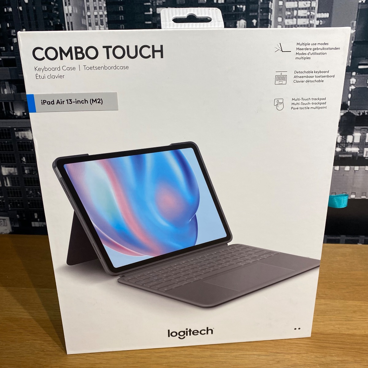 【未使用】ロジクール combo touch for ipad 7～9世代用 Logitech\u0027s Combo Touch keyboard will be available for the fourth