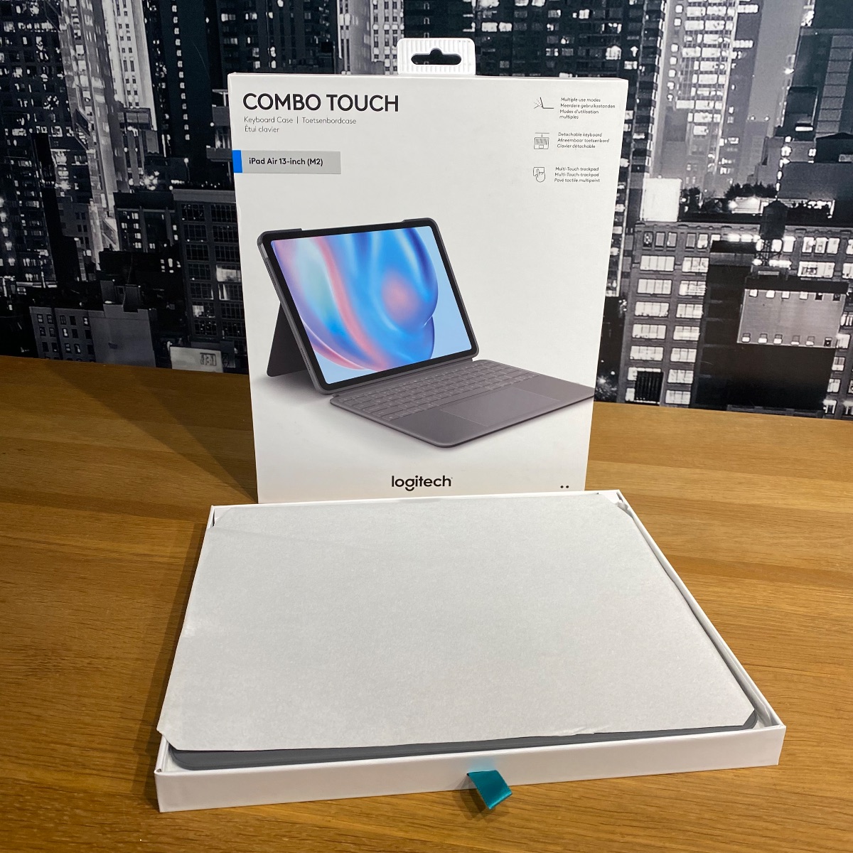 Logitech Combo Touch Keyboard Case Apple iPad Air 13