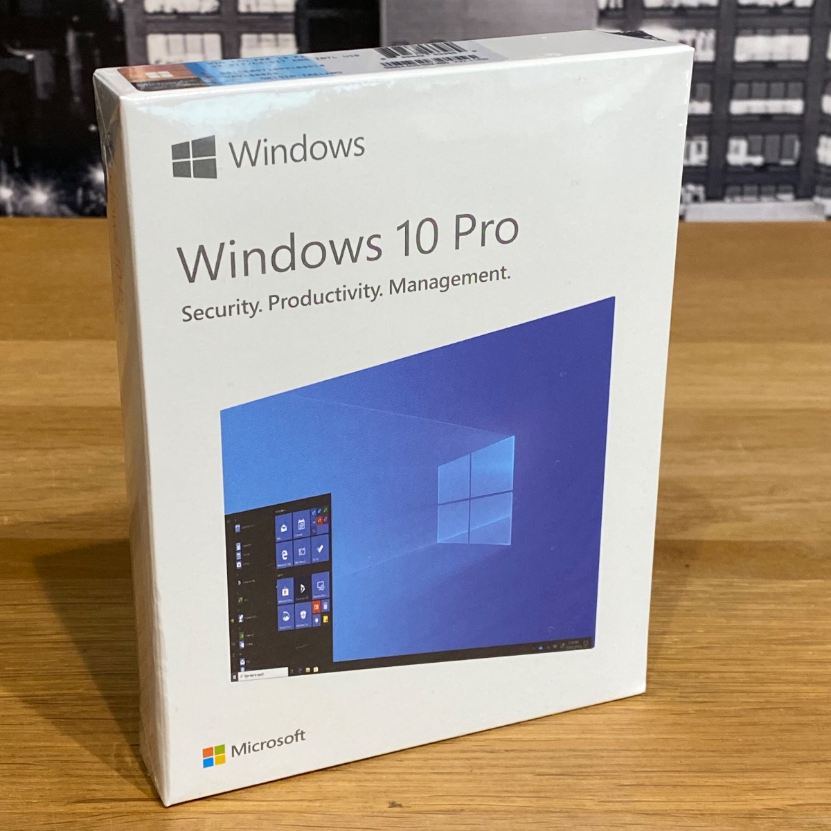 Microsoft Windows 10 Professional USB 64/32 Retail Boxed English