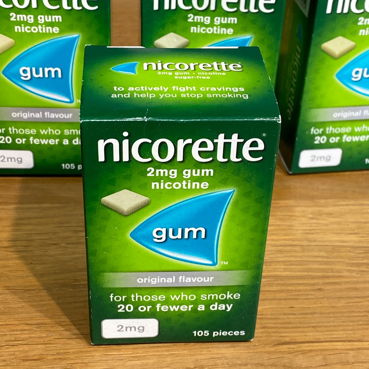 Nicorette 2mg Chewing Gum Nicotine x 105 Pieces Sugar-Free (Original Flavor) NICORETTE CHEWING GUM 3574660413052 ()