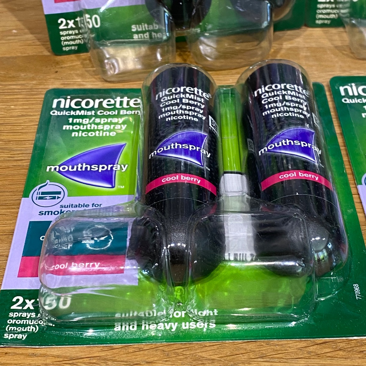 Nicorette Quickmist Cool Berry Duo Mouthspray Nicotine Sprays (8 x Bottles)