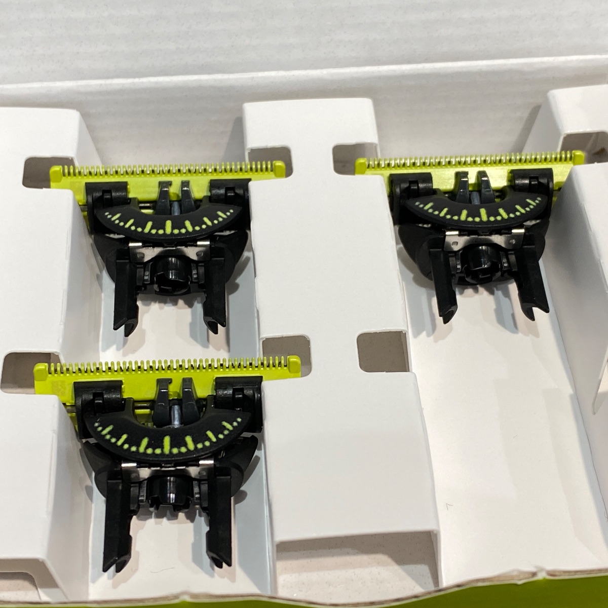 ???? Philips OneBlade 360 3 x Replacement Blades Pack Shaver Trimmer 100% Origin ONEBLADE 360  (Brand New)