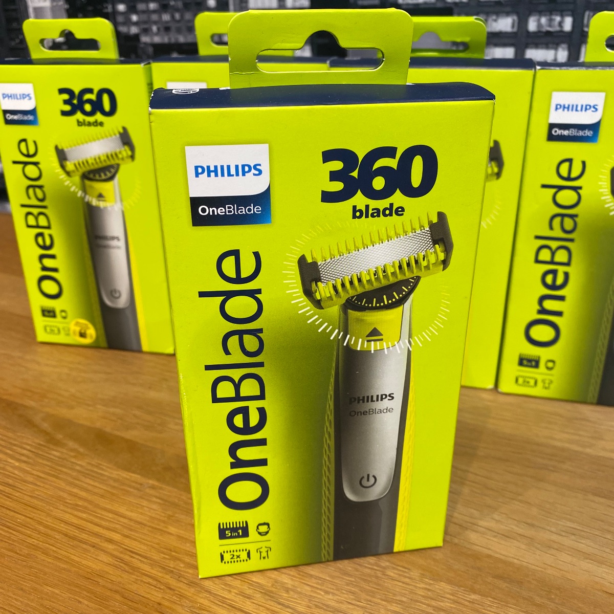 Philips OneBlade 360 Hair Shaver Trimmer Comb Adjustable 5-in-1 Boxed QP2834/20 8720689003438 (Brand New)