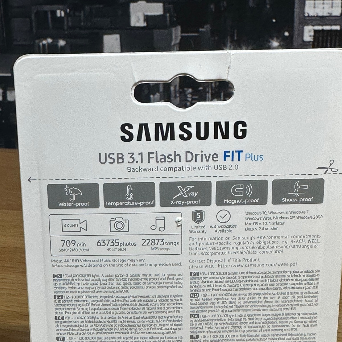 Samsung FIT Plus USB 3.1 Flash Drive 256GB Speed up to 400MB/s Gray Silver MUF256ABAPC 8801643233563 (Brand New)