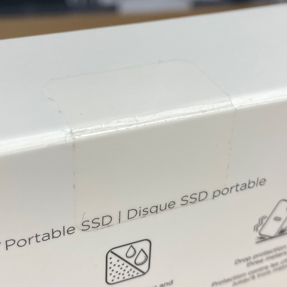 SanDisk Extreme® Portable SSD 2TB USB-C 3.2 iPhone iPad MacBook 100% Original HRQ12ZM/A 619659209469 SanDisk Extreme® Portable SSD 2TB USB-C 3.2 iPhone iPad MacBook 100% Original HRQ12ZM/A 619659209469